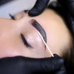 Nieudana henna brwi – jak zmyć hennę z brwi?