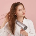Jak suszyć włosy, żeby ich nie zniszczyć?