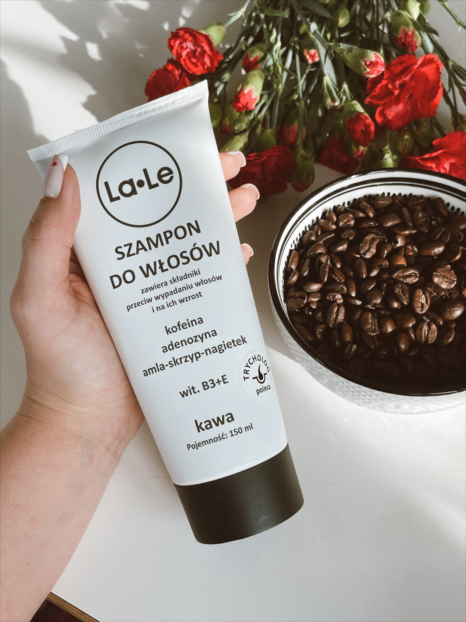 Jaki szampon do włosów wybrać? Najlepsze szampony na różne potrzeby