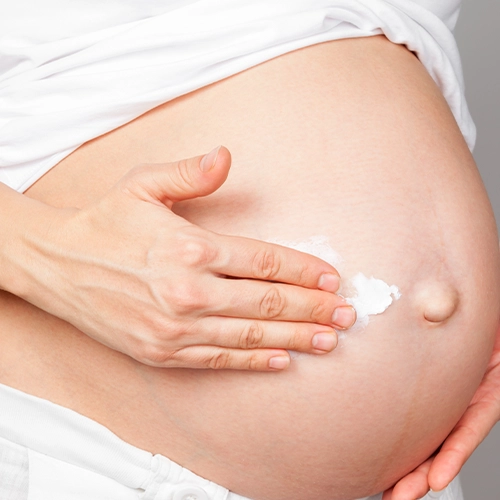 Jak pielęgnować skórę w czasie ciąży i karmienia piersią?