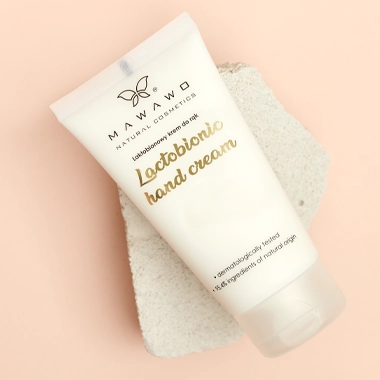 Skóra dłoni - jak o nią dbać? Wszystko o pielęgnacji dłoni krok po kroku