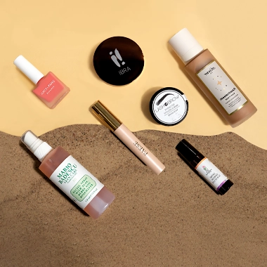 Lekki makijaż na lato - jakie produkty są niezbędne do wykonania delikatnego makijażu?