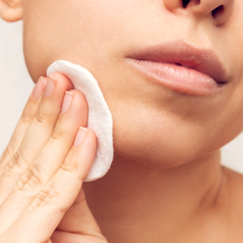 Do czego służy płyn micelarny? ABC pielęgnacji