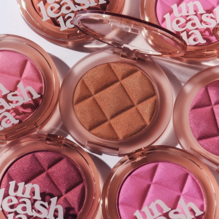 Unleashia - Dough Dough Waffle Blush - Aksamitny Róż do Policzków - 3 Jammy Grape - 7g