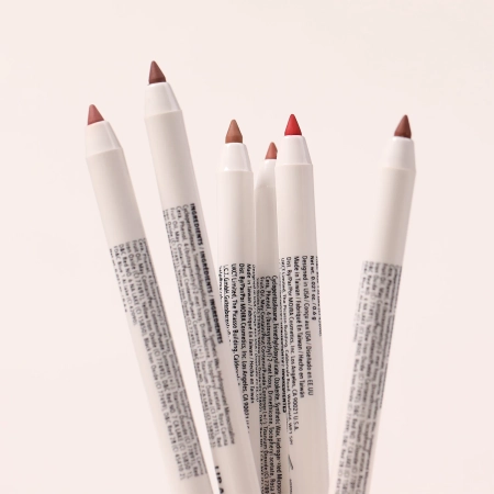 Moira - Lip Appeal Waterproof Liner - Wodoodporna Konturówka do Ust - 001 Fairytale - 0,6g