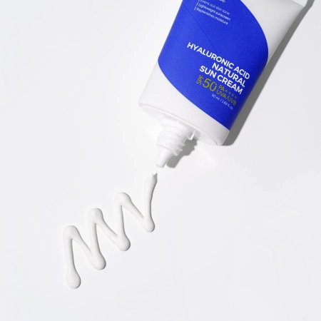 Isntree - Hyaluronic Acid Natural Sun Cream SPF50+/PA++++ - Krem z Filtrem Mineralnym - 50ml