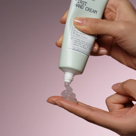 Logically, Skin - First Hand Cream - Nawilżający Krem do Rąk - 50g