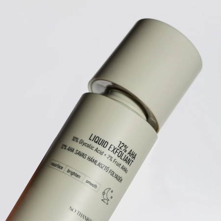 Nerds. - 12% AHA Liquid Exfoliant - 10% Glycolic Acid + 2% Fruit AHAs - Tonik Złuszczający AHA 12% (10% Kwas Glikolowy + 2% Kwasy Owocowe) - 100ml