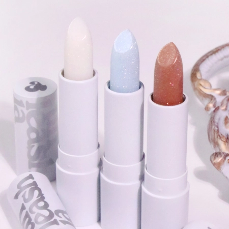 Unleashia - Glacier Vegan Lip Balm - Nawilżający Balsam do Ust z Brokatem - No.3 Nude Bluff - 3,3g