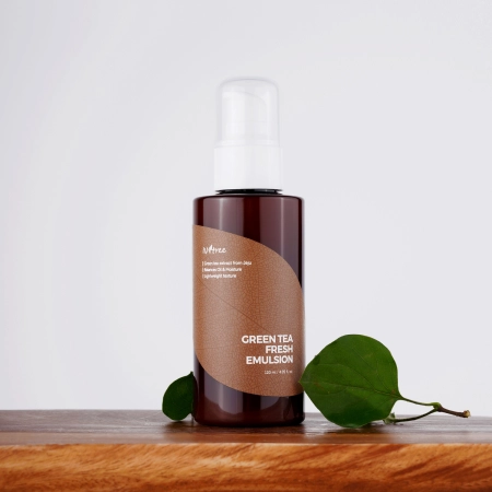 Isntree - Green Tea Fresh Emulsion - Odświeżająca Emulsja z Zieloną Herbatą - 120ml