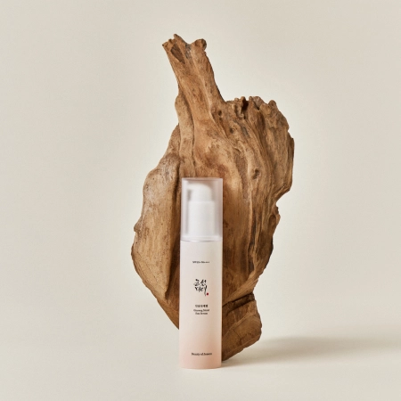 Beauty Of Joseon - Ginseng Moist Sun Serum SPF50+/PA++++ - Serum Przeciwsłoneczne z Żeń-Szeniem - 50ml