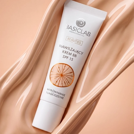BasicLab - Nawilżający Krem BB SPF 15, Beige, 14% Kompleksu Nawilżającego - 33ml