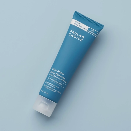 Paula's Choice - Skin Balancing - Ultra-Sheer Daily Defense SPF30 - Lekki Matujący Krem Przeciwsłoneczny - 60ml