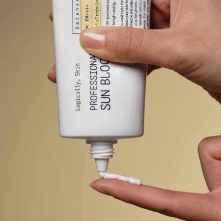 Logically, Skin - Professional Sun Block SPF50+ PA++++ - Kojący Krem do Twarzy z Filtrem - 70g OUTLET