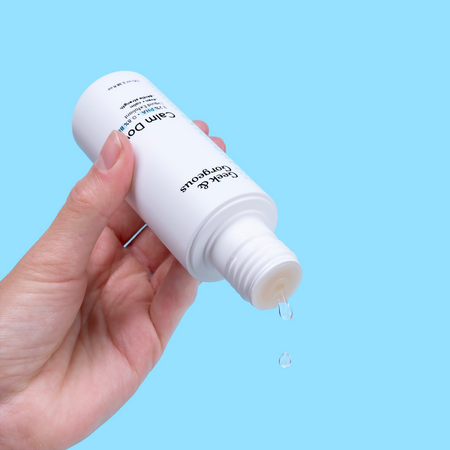Geek & Gorgeous - Calm Down - Delikatny Eksfoliant do Cery Wrażliwej z Kwasami 4% PHA i BHA - 100ml